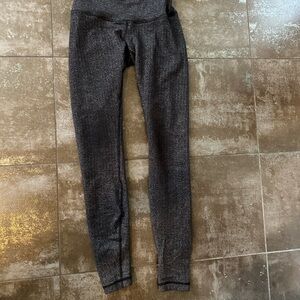 Lululemon herringbone grey leggings size 4